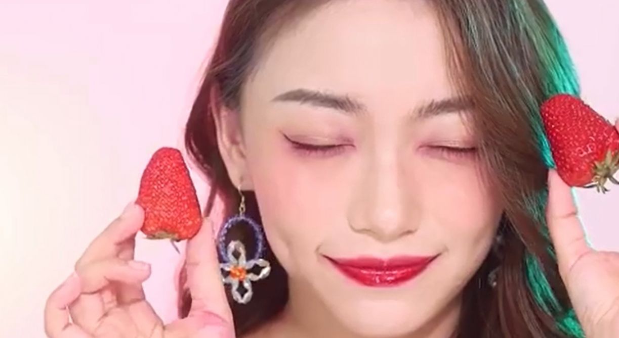 野莓汽水仿妆相机-图1
